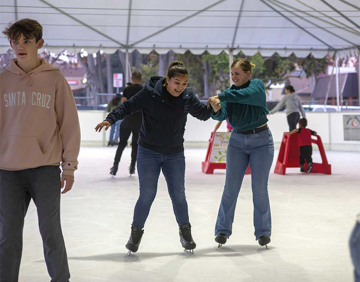 Bay Area pop-up skating rinks provide fun ways to put your holidays on ...