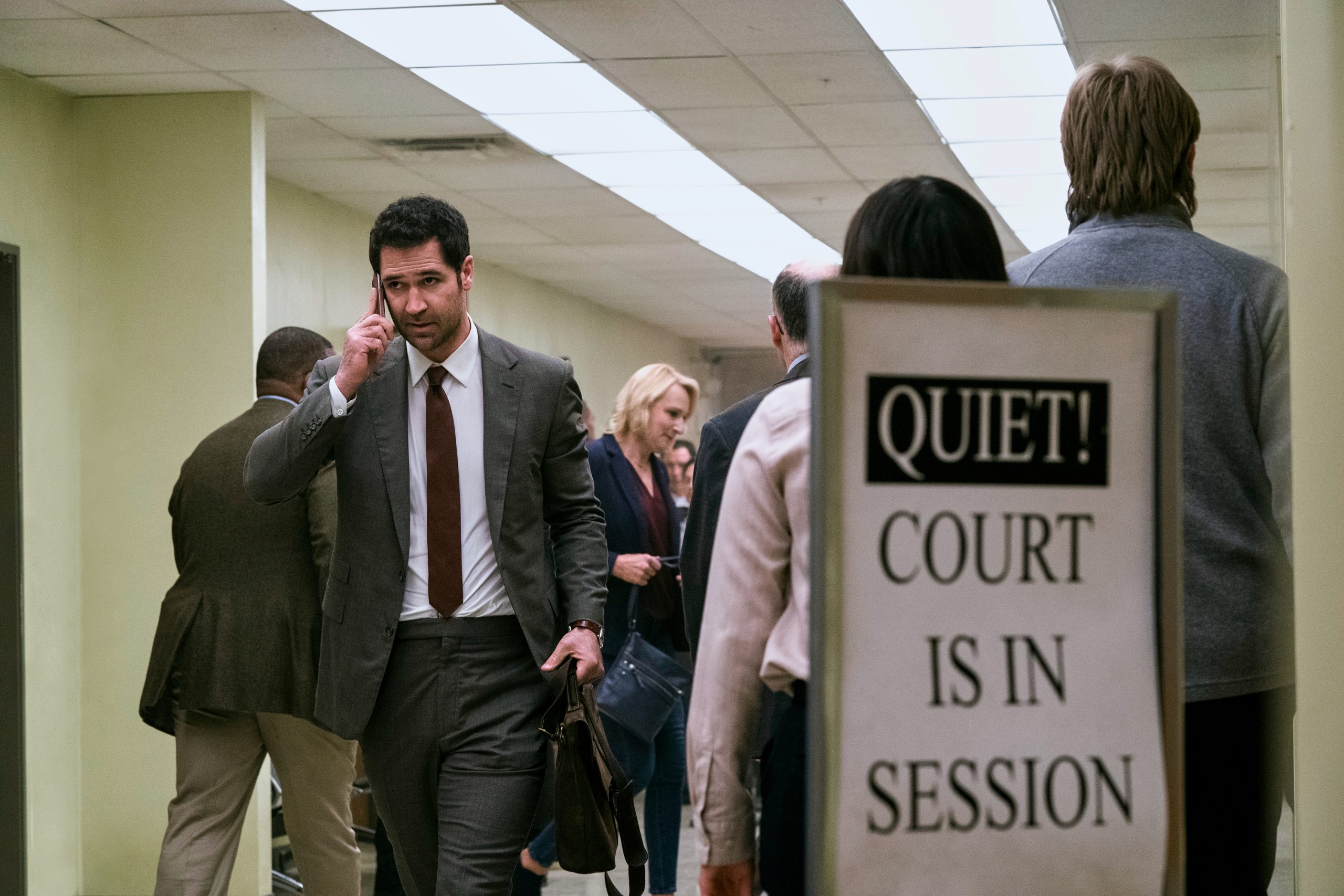 Hooked on Books Netflix's 'The Lincoln Lawyer' renews the old novel vs