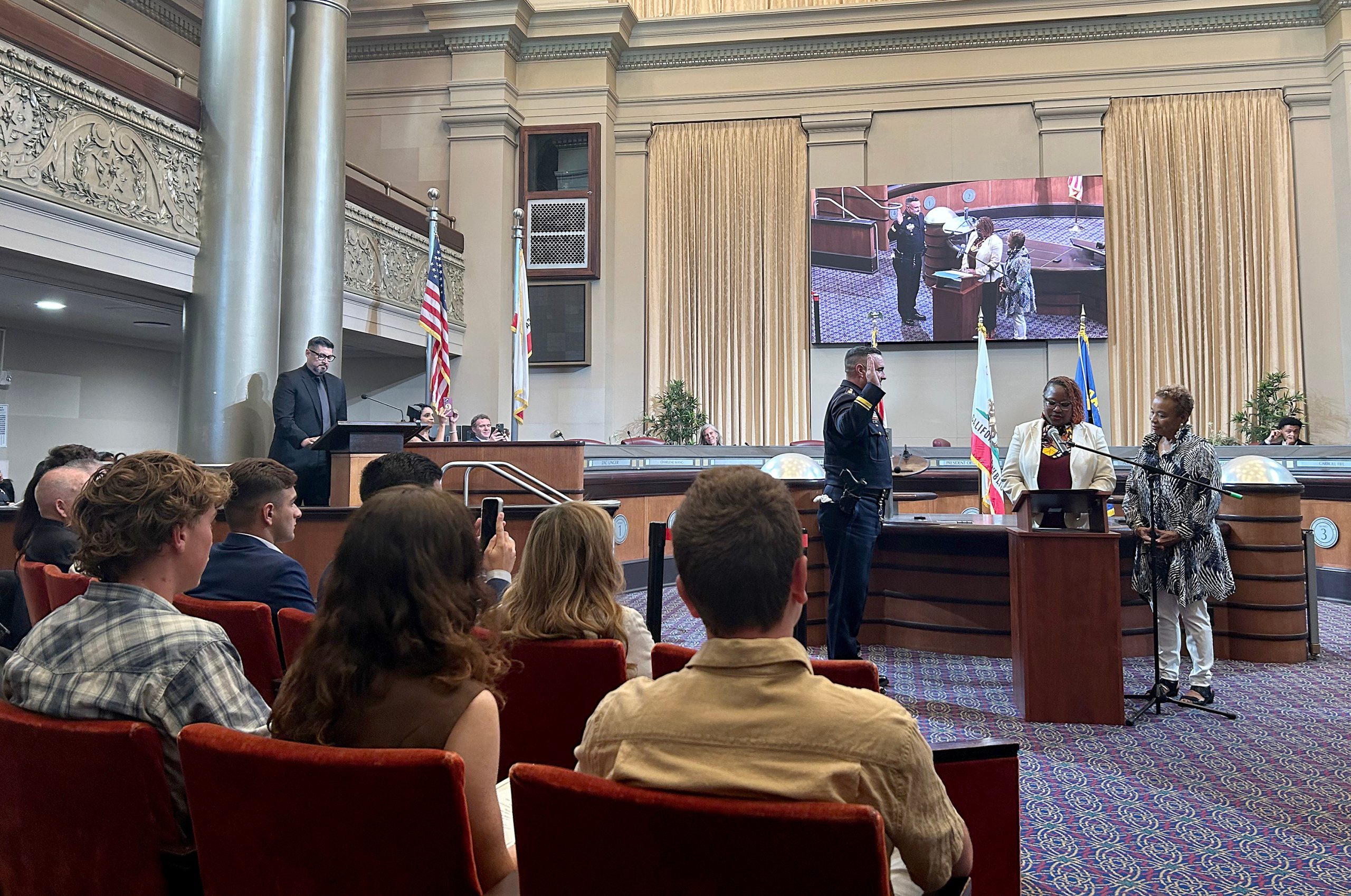 James Beere sworn in as Oakland's new police chief - Local News Matters